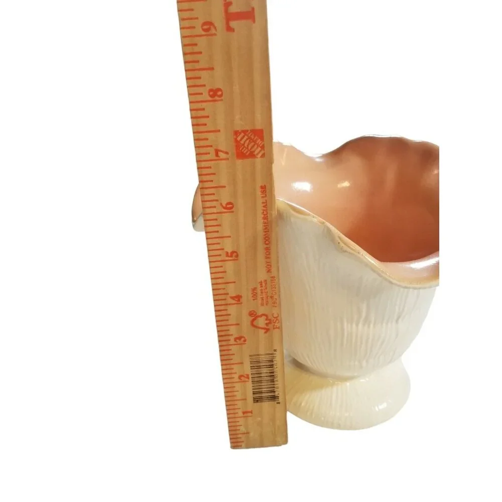 Vtg.‎ Camark Art Pottery USA # 939 Ivory Ruffled Top Vase Pink Interior 6